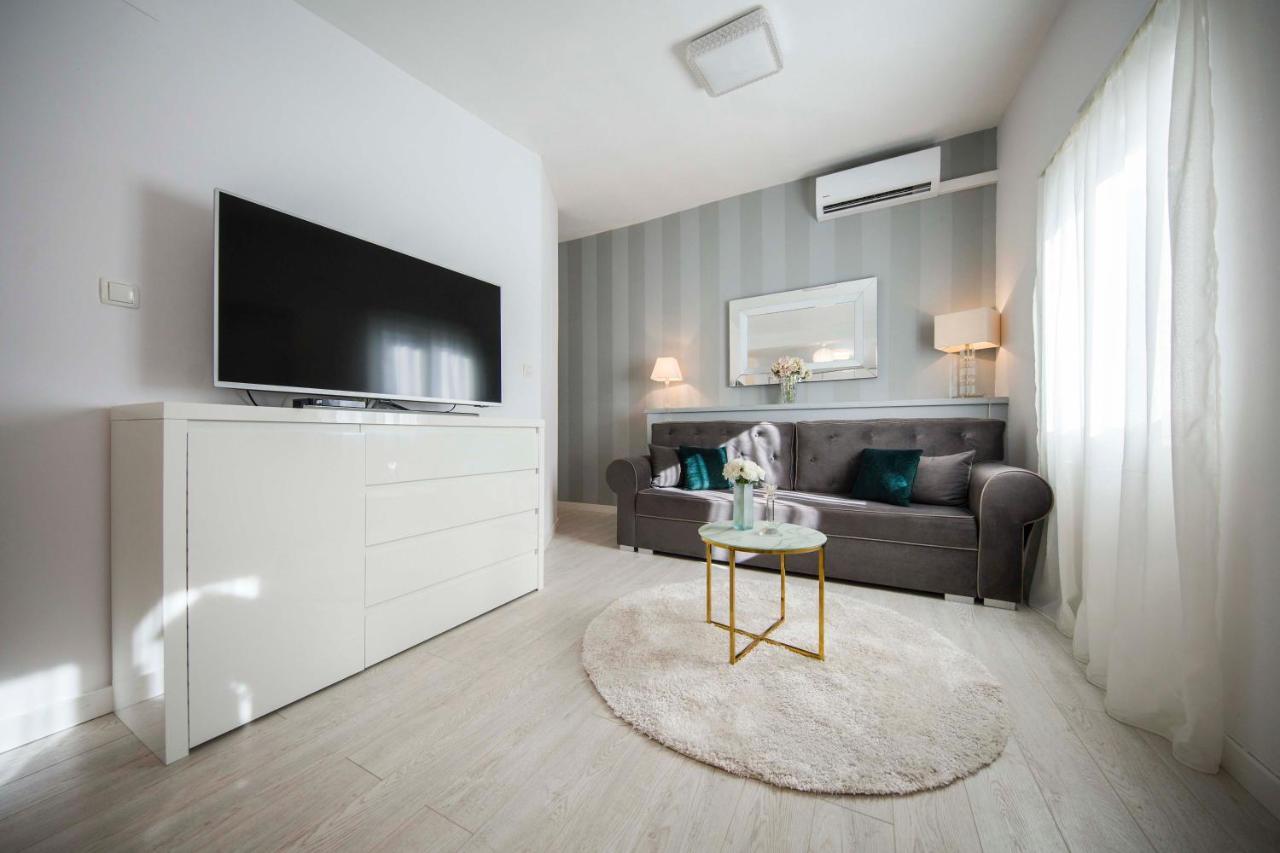 Lux Garden Luxury Apartman *